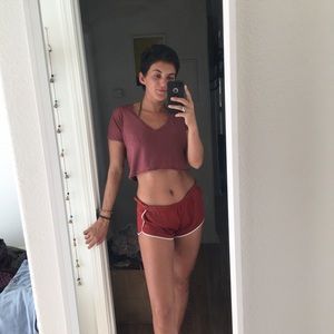 BRANDY MELVILLE V NECK